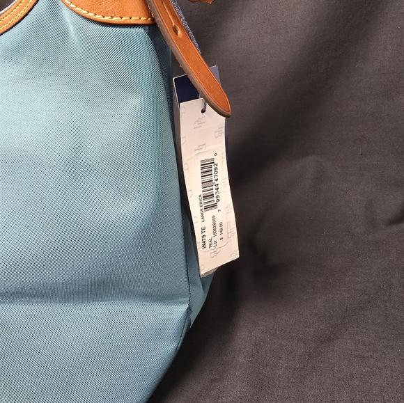 NWT! Dooney & Bourke Nylon Large Erica Shoulder Bag Teal - Picture 4 of 6